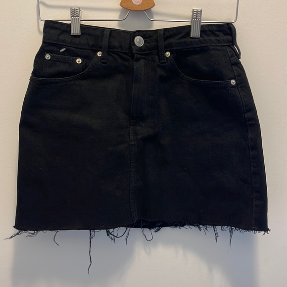 Zara Dresses & Skirts - SOLD | Zara | Black Denim Skirt